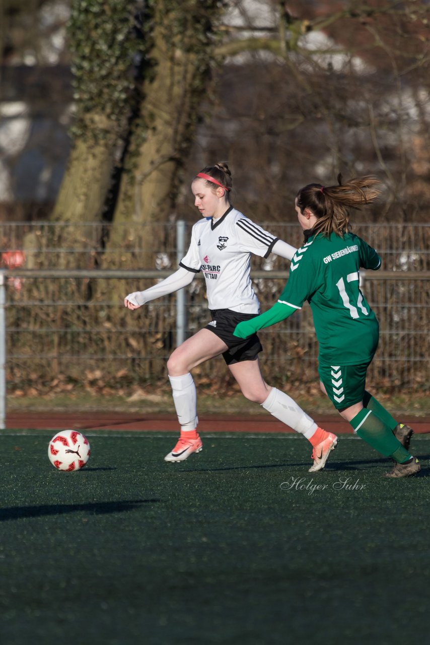 Bild 102 - Frauen SG Holstein Sued - SV Gruenweiss-Siebenbaeumen : Ergebnis: 0:2